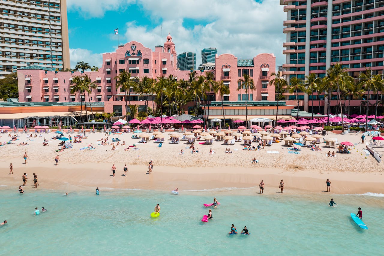 what is the busiest beach in fort lauderdale